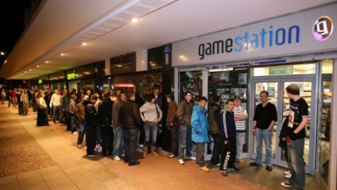 3DS UK launch sees over 1200 stores open at midnight